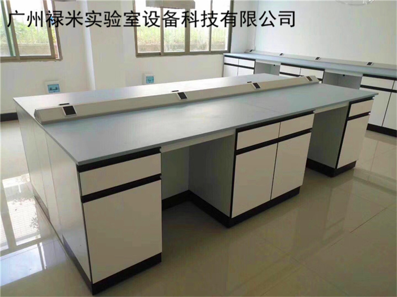 祿米實(shí)驗(yàn)室家具當(dāng)中選擇哪種材質(zhì)實(shí)驗(yàn)臺(tái)比較好？